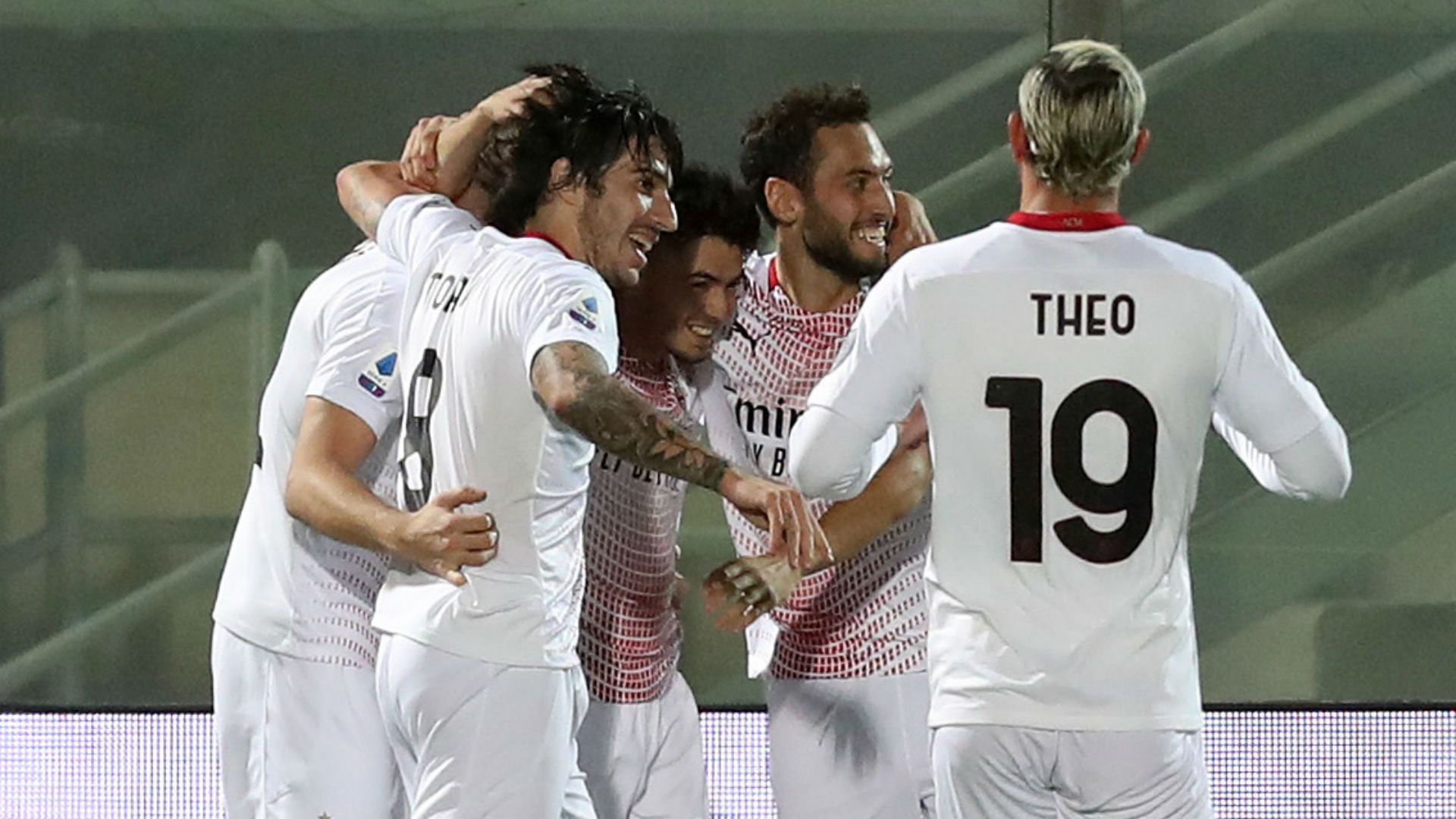 Milan celebrating Crotone Serie A