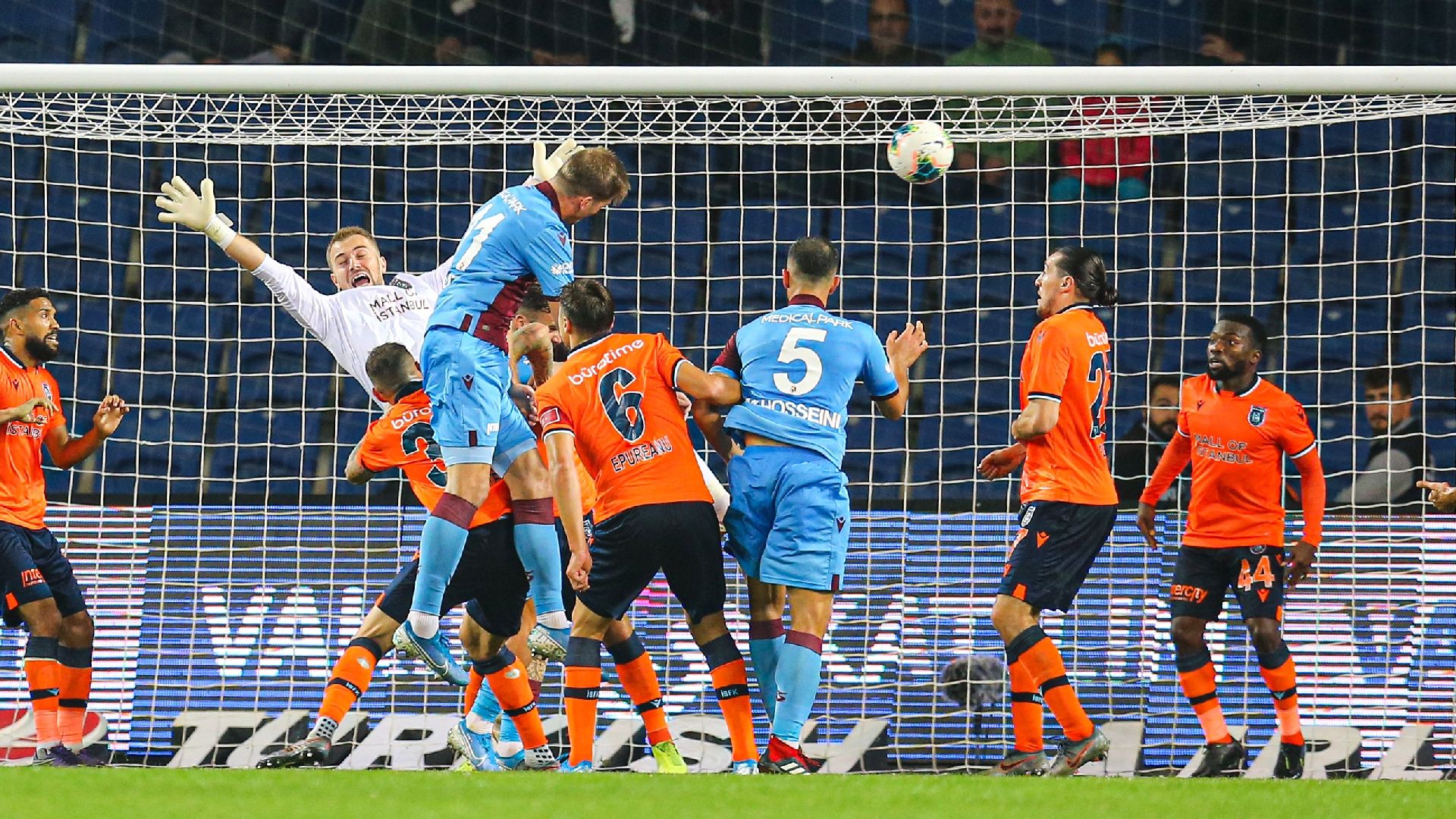 Basaksehir Trabzonspor Sorloth goal 20102019