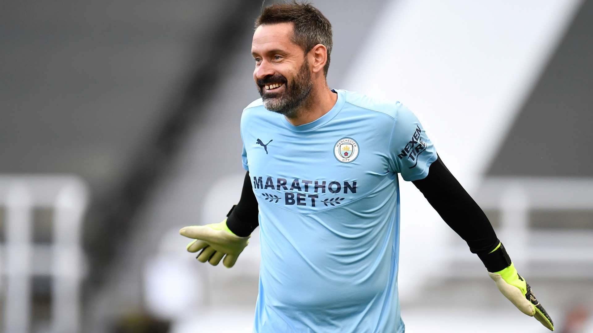 Scott Carson Manchester City 2020-21