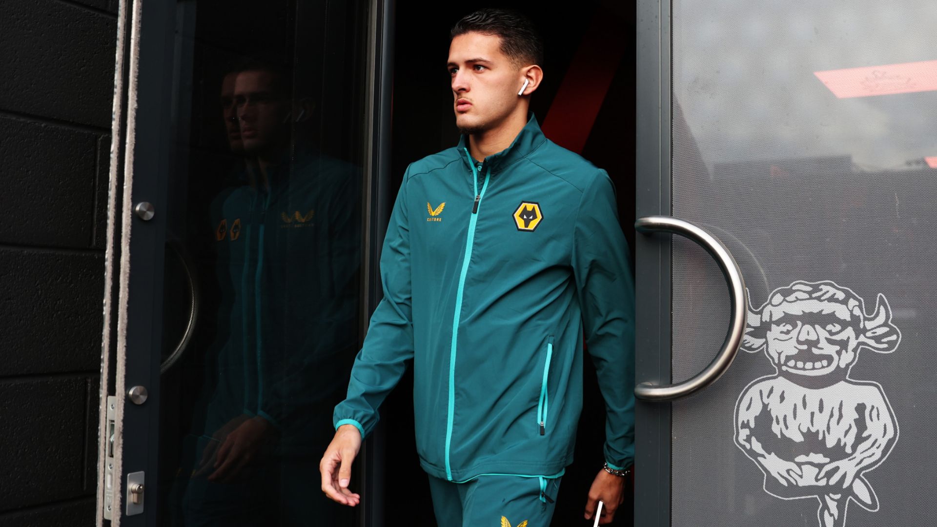 Justin Hubner Wolves 2023-24