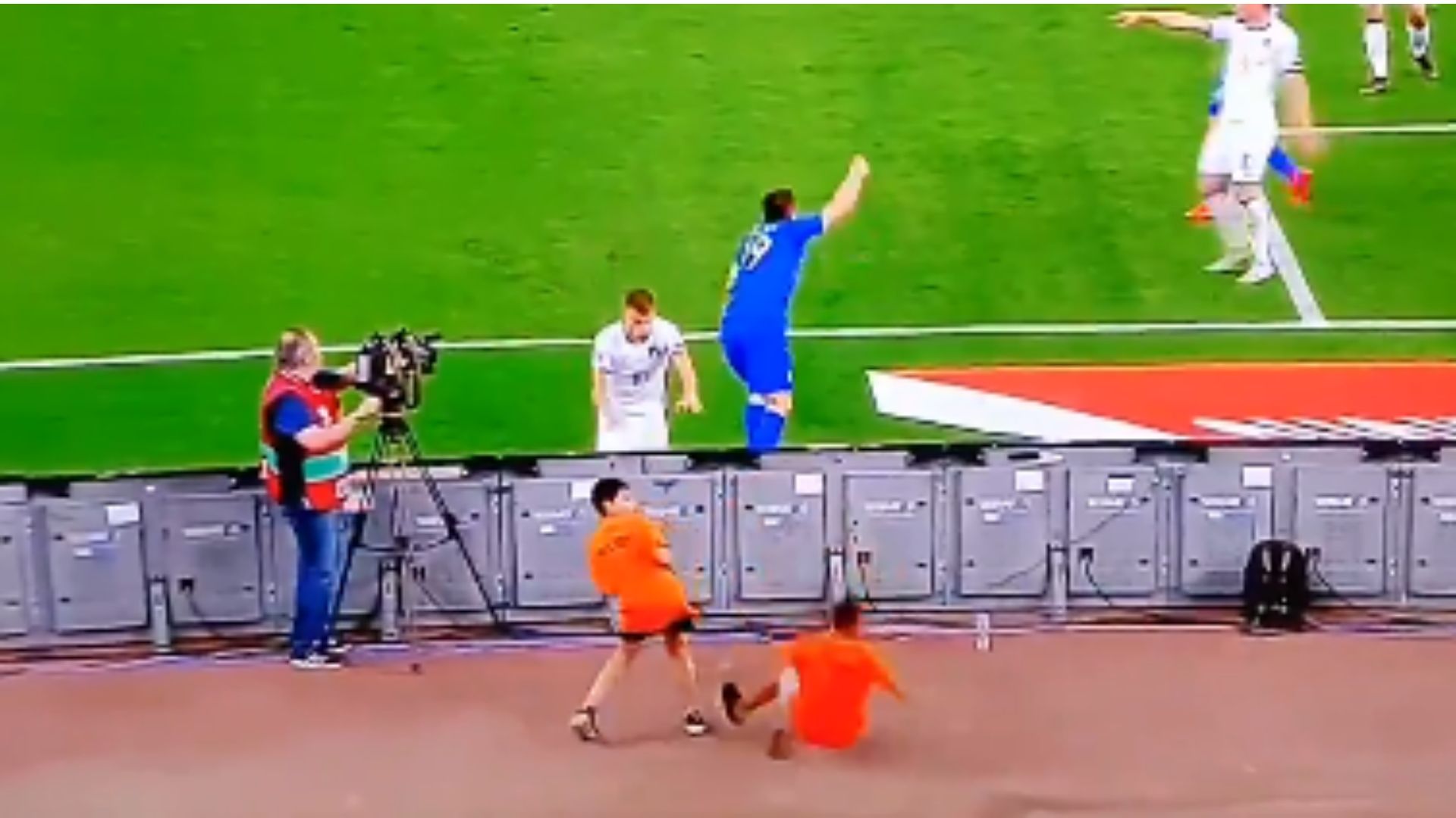 Grecia Italia Barella