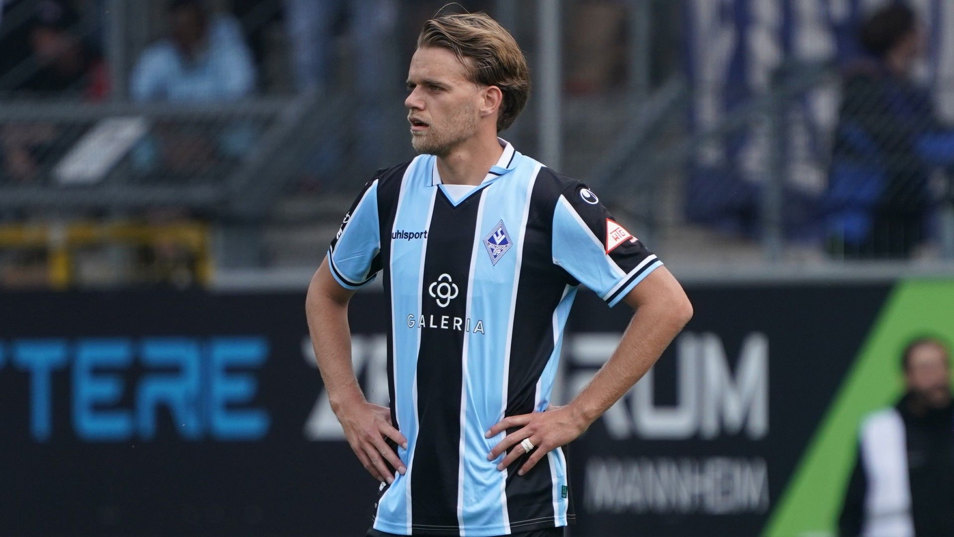 Nicklas Shipnoski of SV Waldhof Mannheim