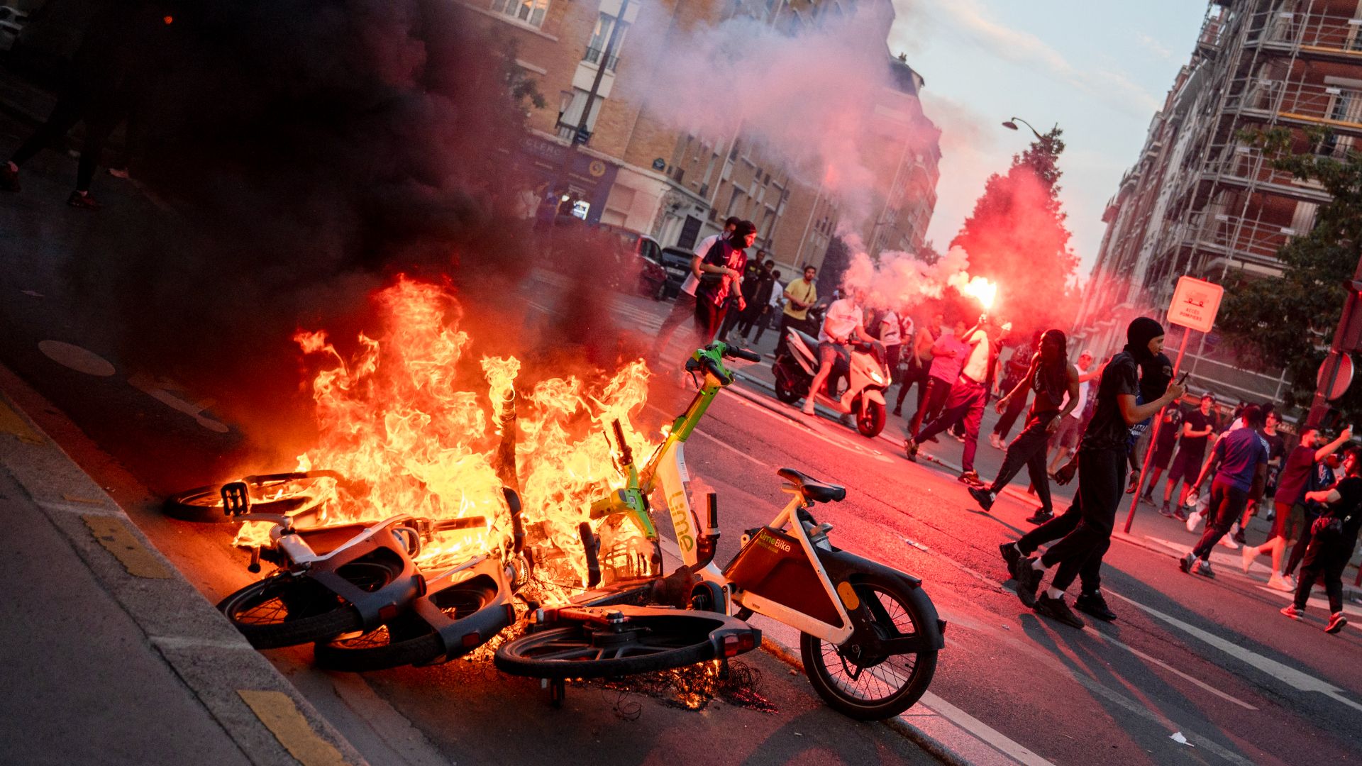 paris riot
