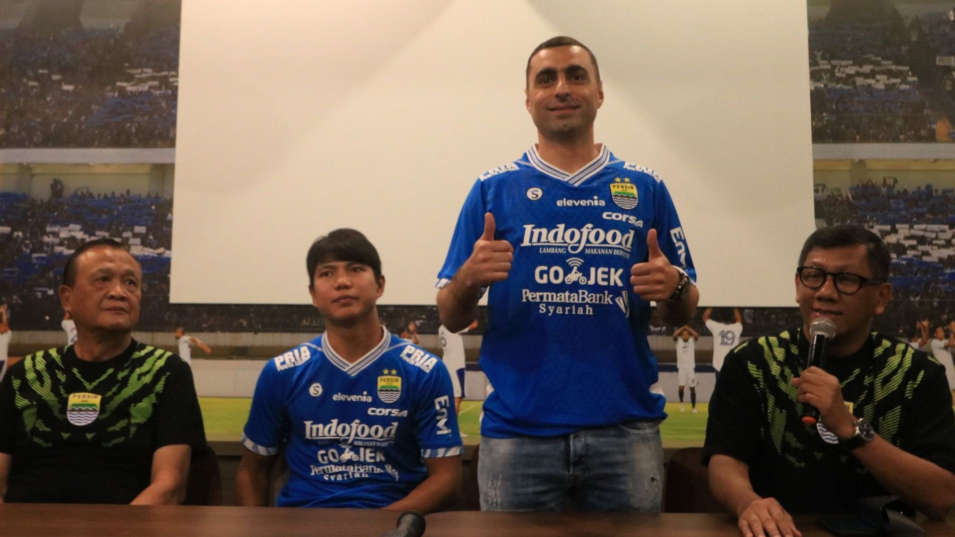 Achmad Jufriyanto - Artur Gevorkyan - Persib Bandung