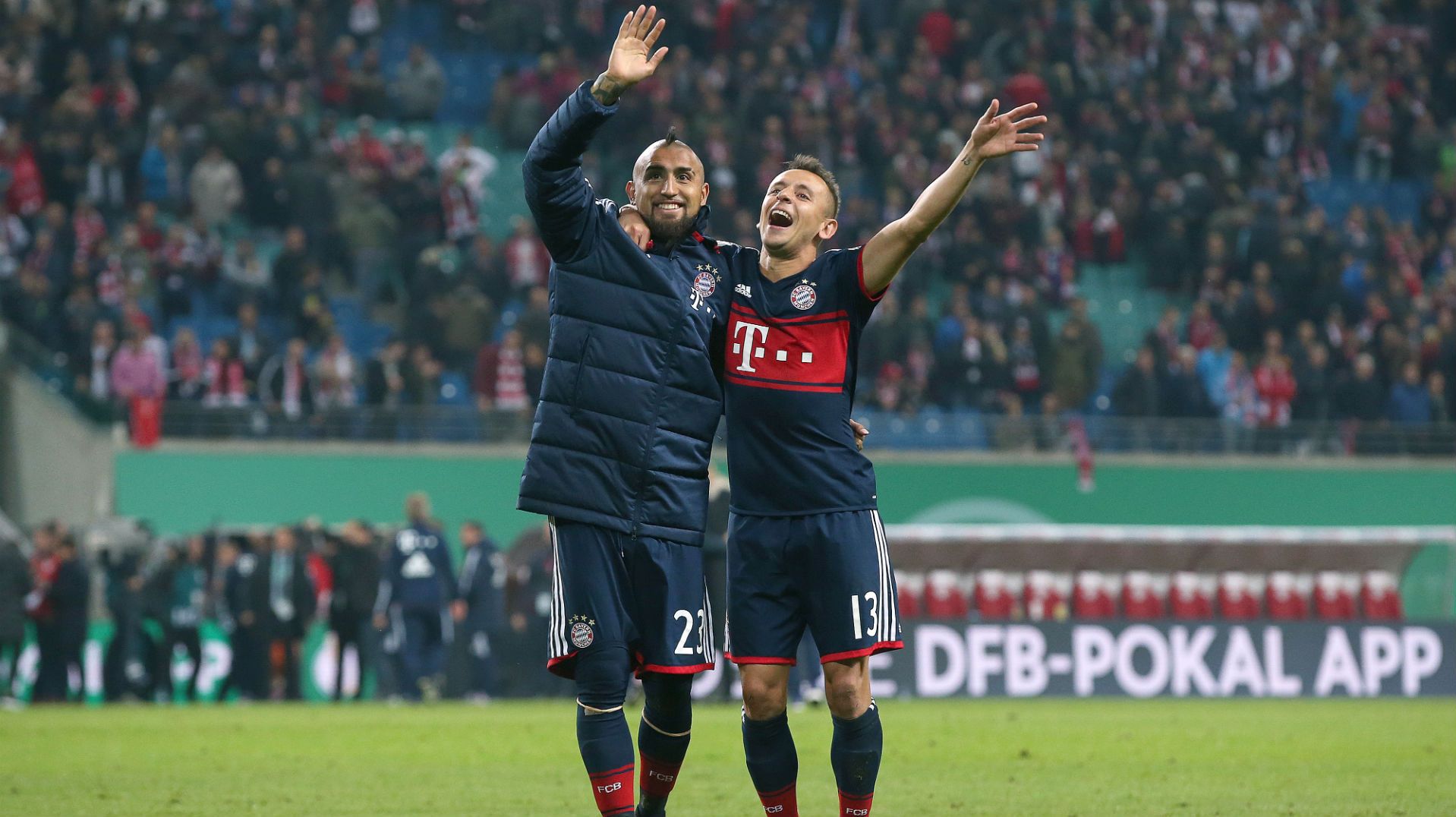 251017 Rafinha Arturo Vidal Leipzig Bayern