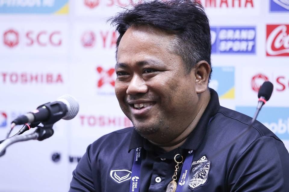 จเด็จ มีลาภ