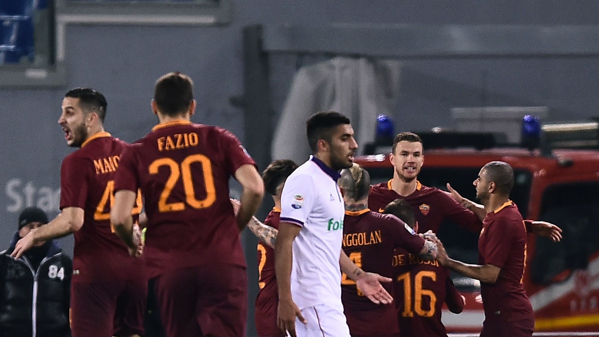 Roma celebrating vs. Fiorentina