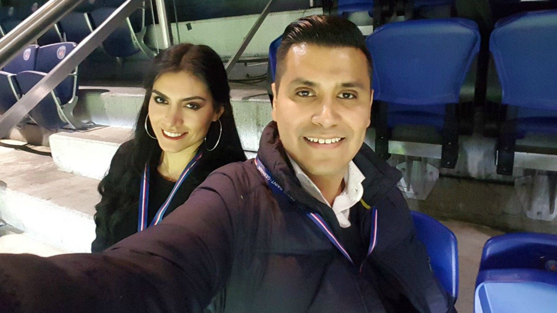 Carlos Hernández reportero TV Azteca