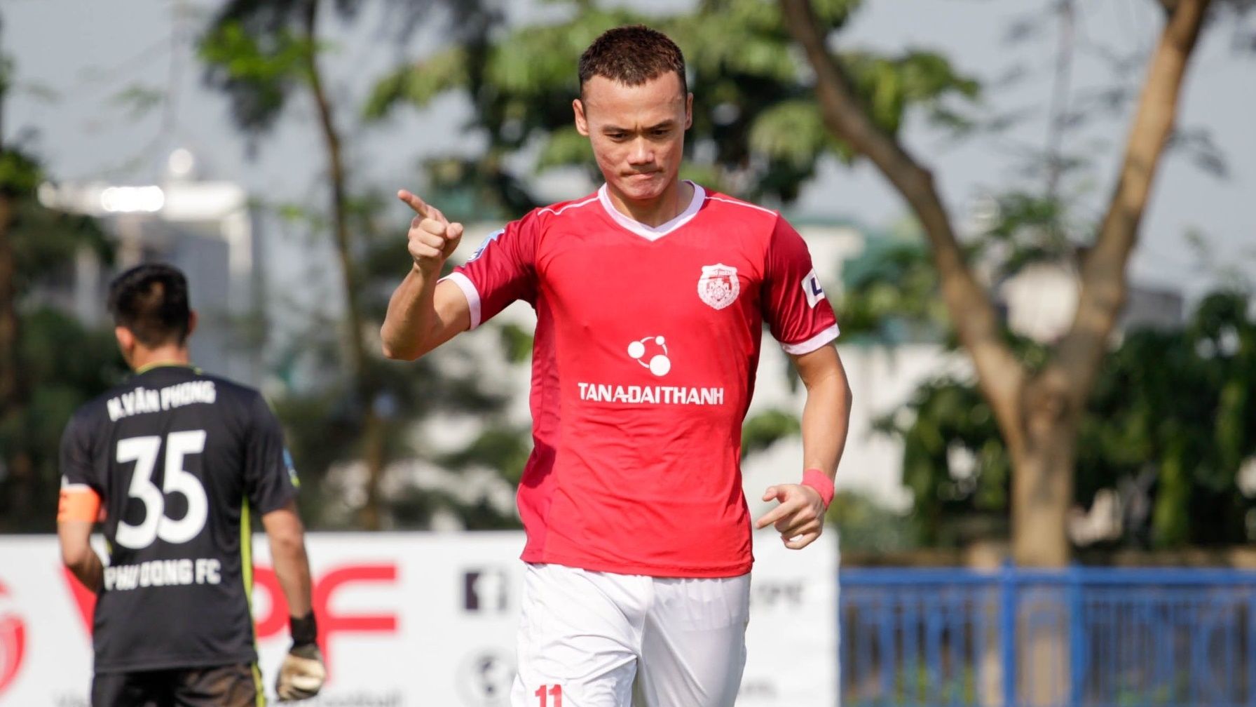 Nguyen Xuan Nam Pho Hien FC First Division 2019
