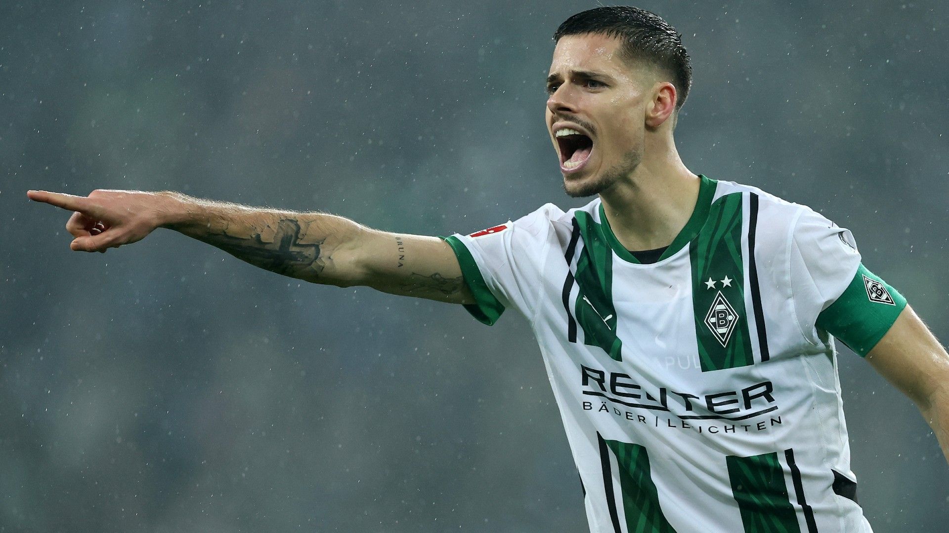 Julian Weigl of Borussia Moenchengladbach 