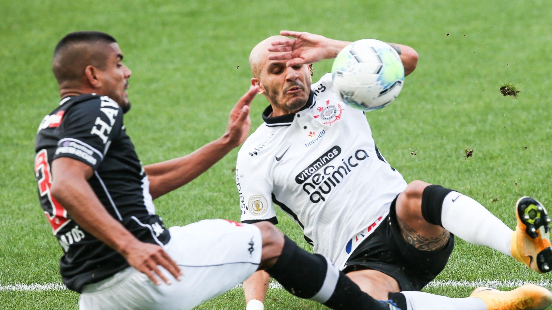 Léo Matos e Fabio Santos Corinthians Vasco Brasileirão 21022021
