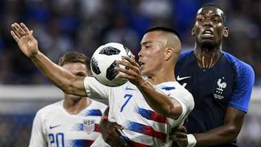 Paul Pogba Bobby Wood France USA international friendly 2018