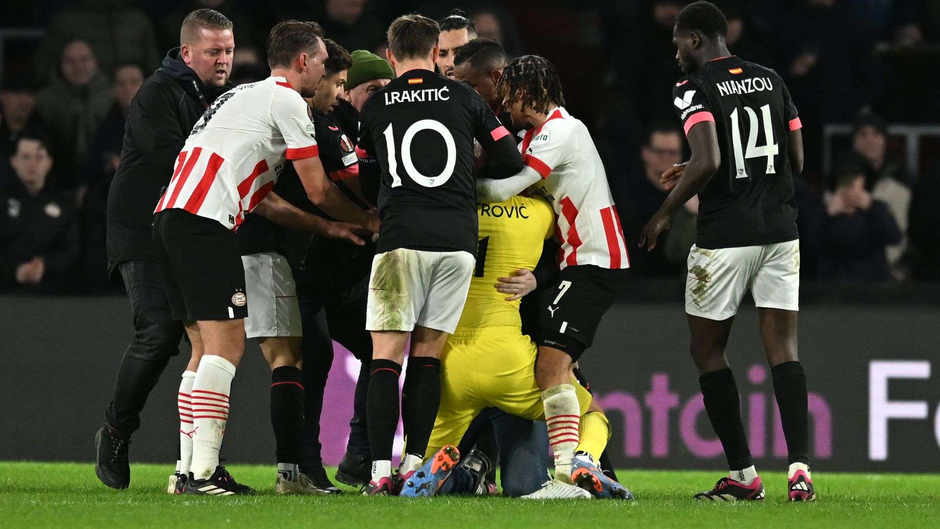 Dimitrovic, PSV Eindhoven vs. Sevilla