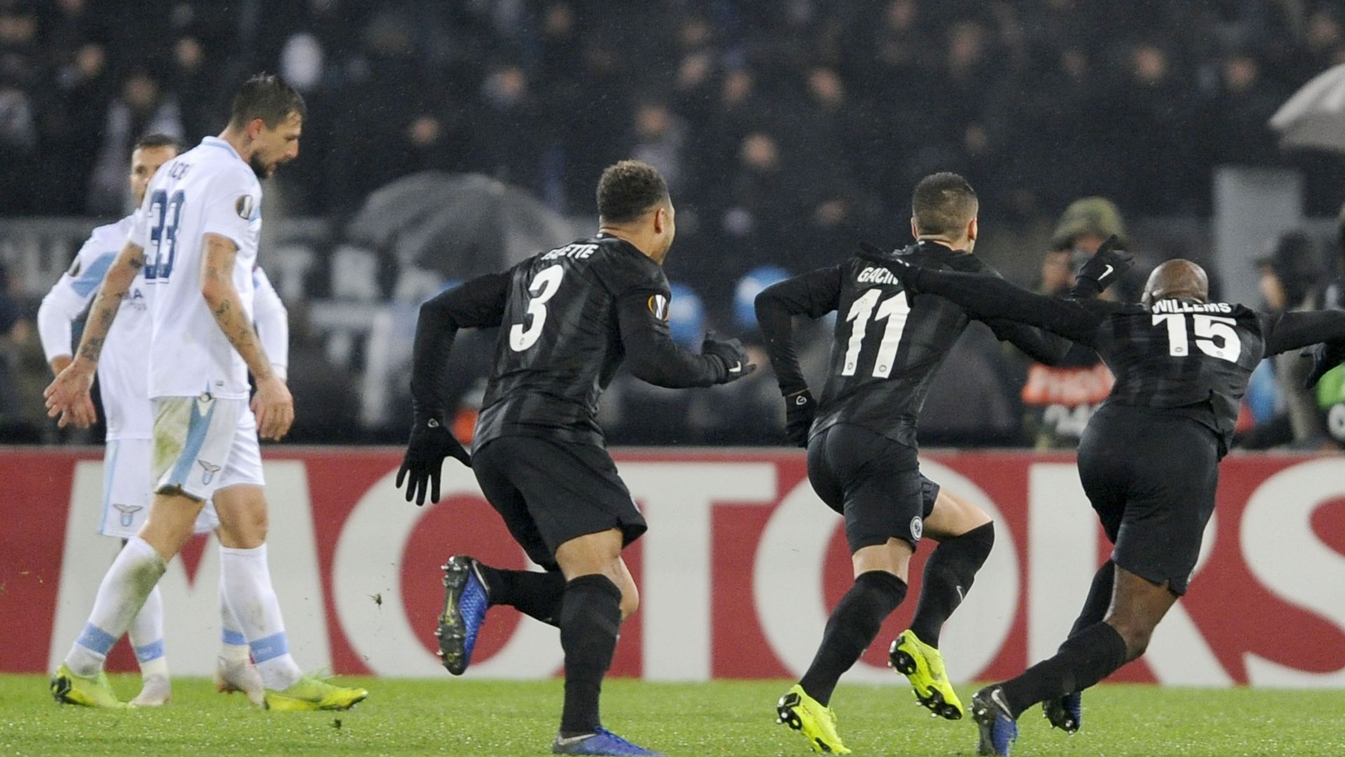 Mijat Gacinovic Lazio Eintracht Frankfurt Europa League