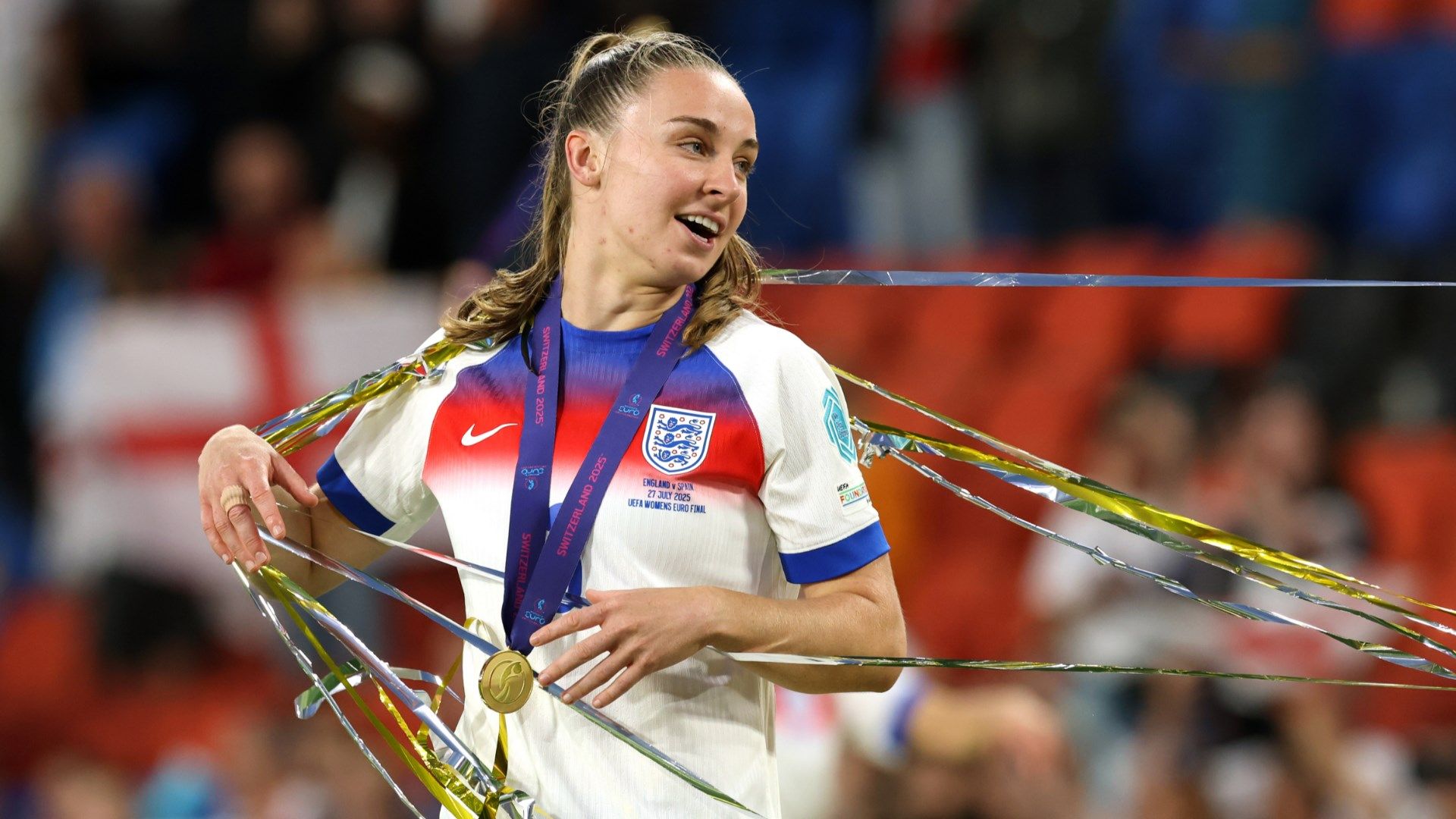 Niamh Charles England Women 2025