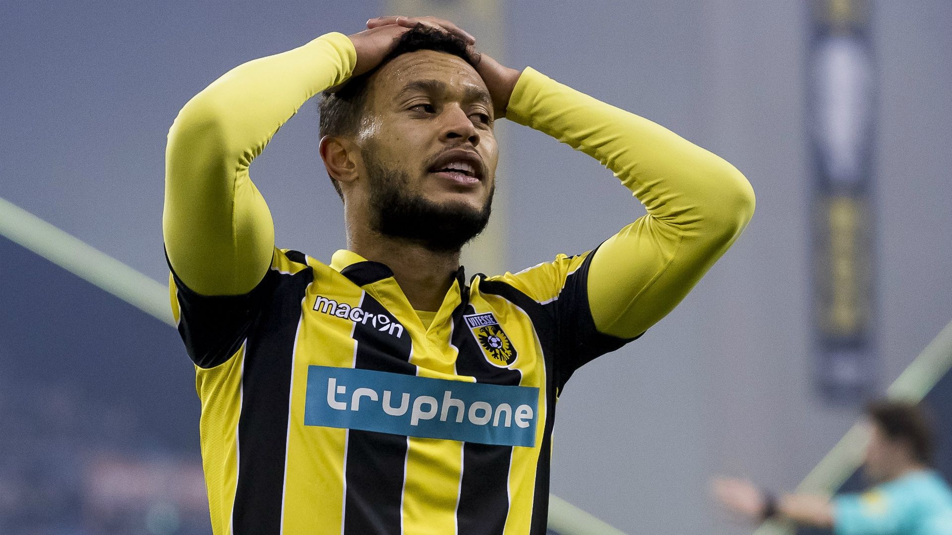 Lewis Baker, Vitesse - Willem II, 110217 Eredivisie