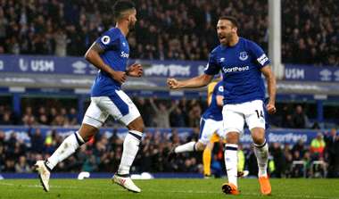 Theo Walcott Cenk Tosun Everton Brighton 03/10/18