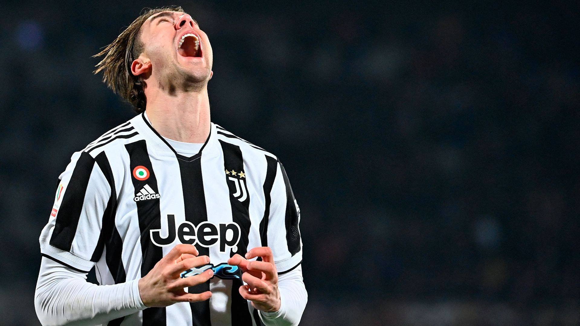 Dusan Vlahovic Juventus Serie A 2021-22 GFX