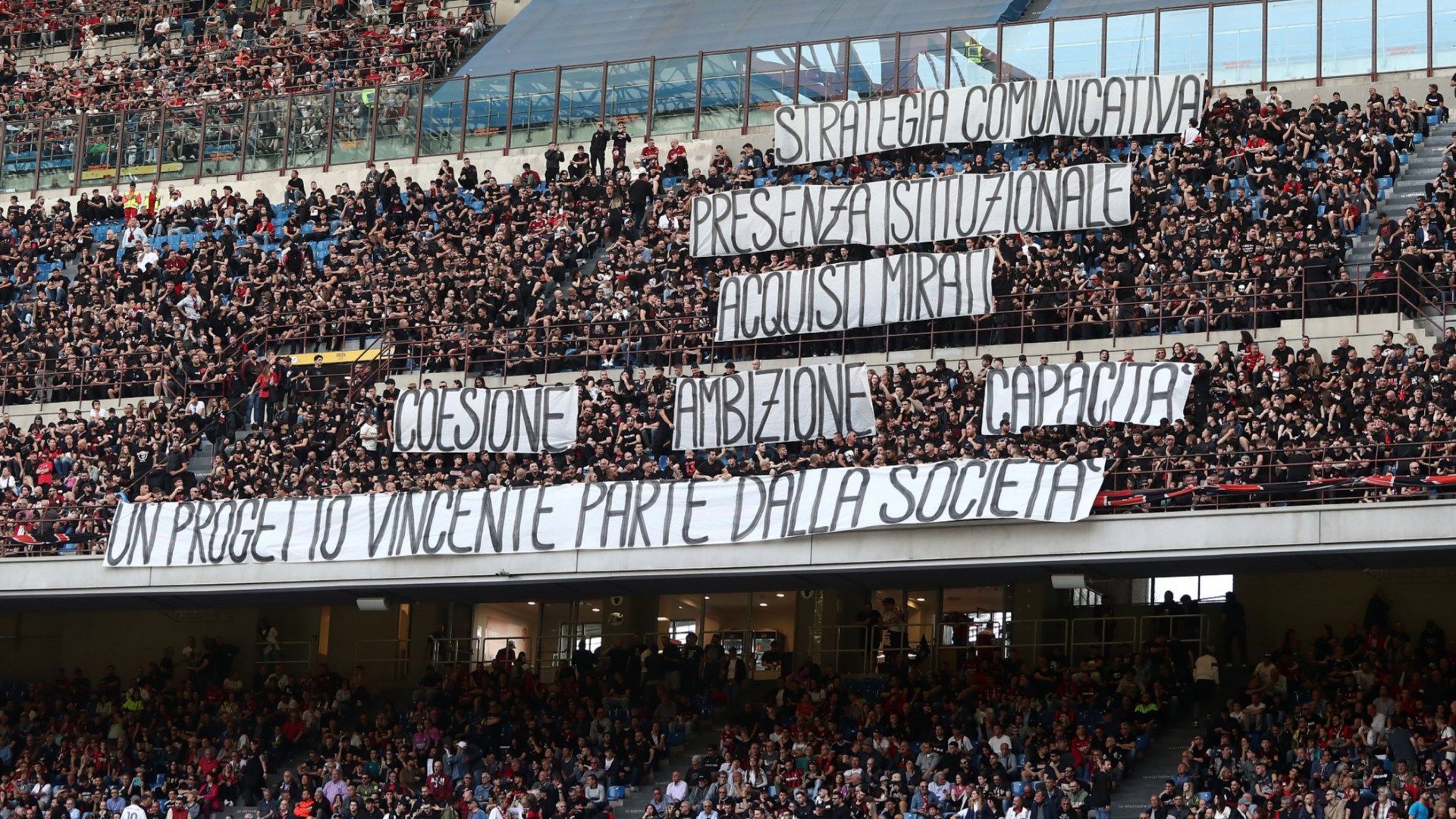 Curva Sud protest AC Milan Genoa Serie A 2023-24