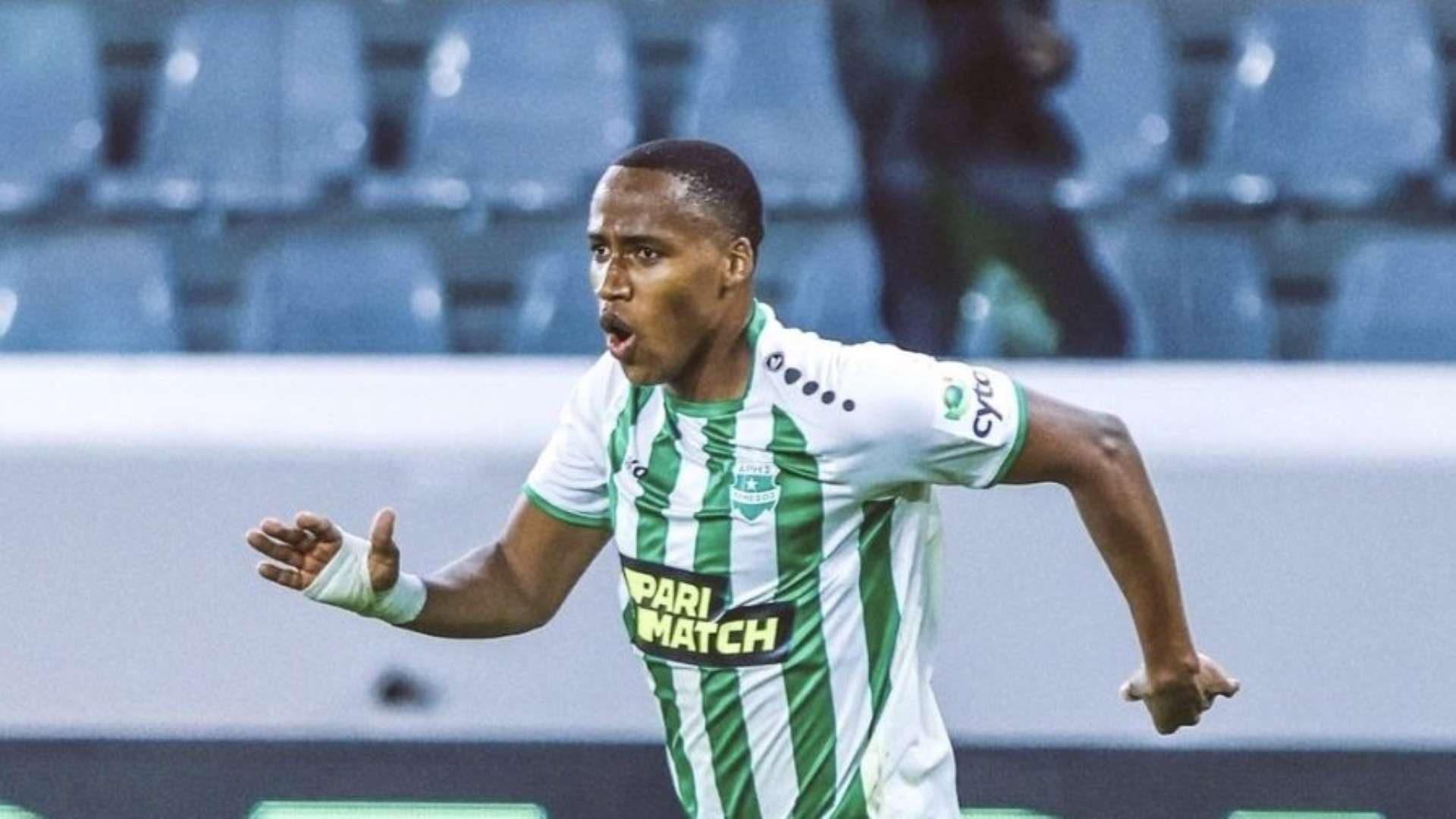 Mihlali Mayambela, Aris