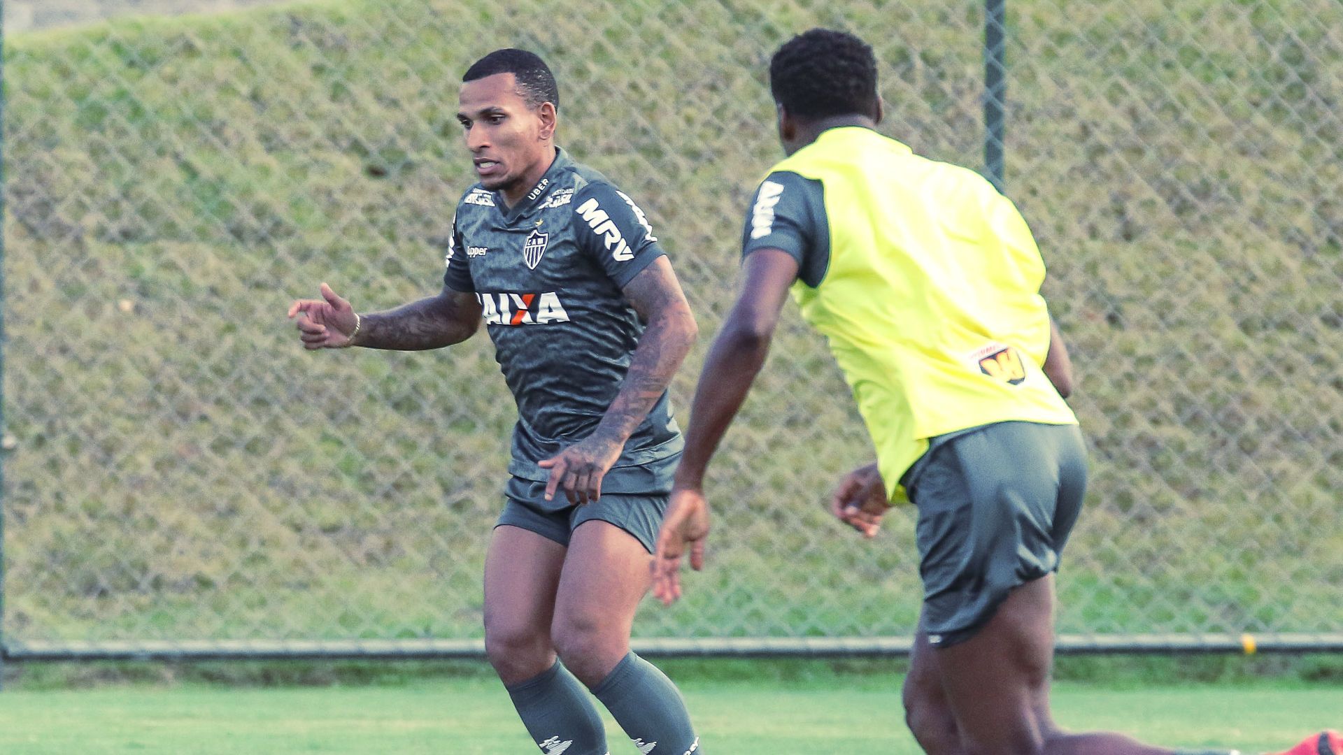 Romulo Otero treino Atletico-MG 20042018