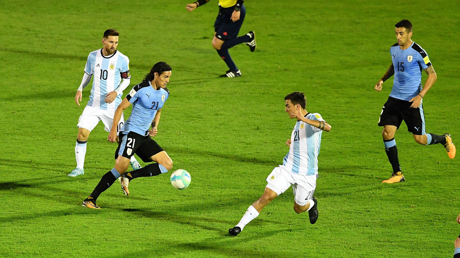Lionel Messi Paulo Dybala Uruguay Argentina Eliminatorias Sudamericanas Fecha 15 31082017
