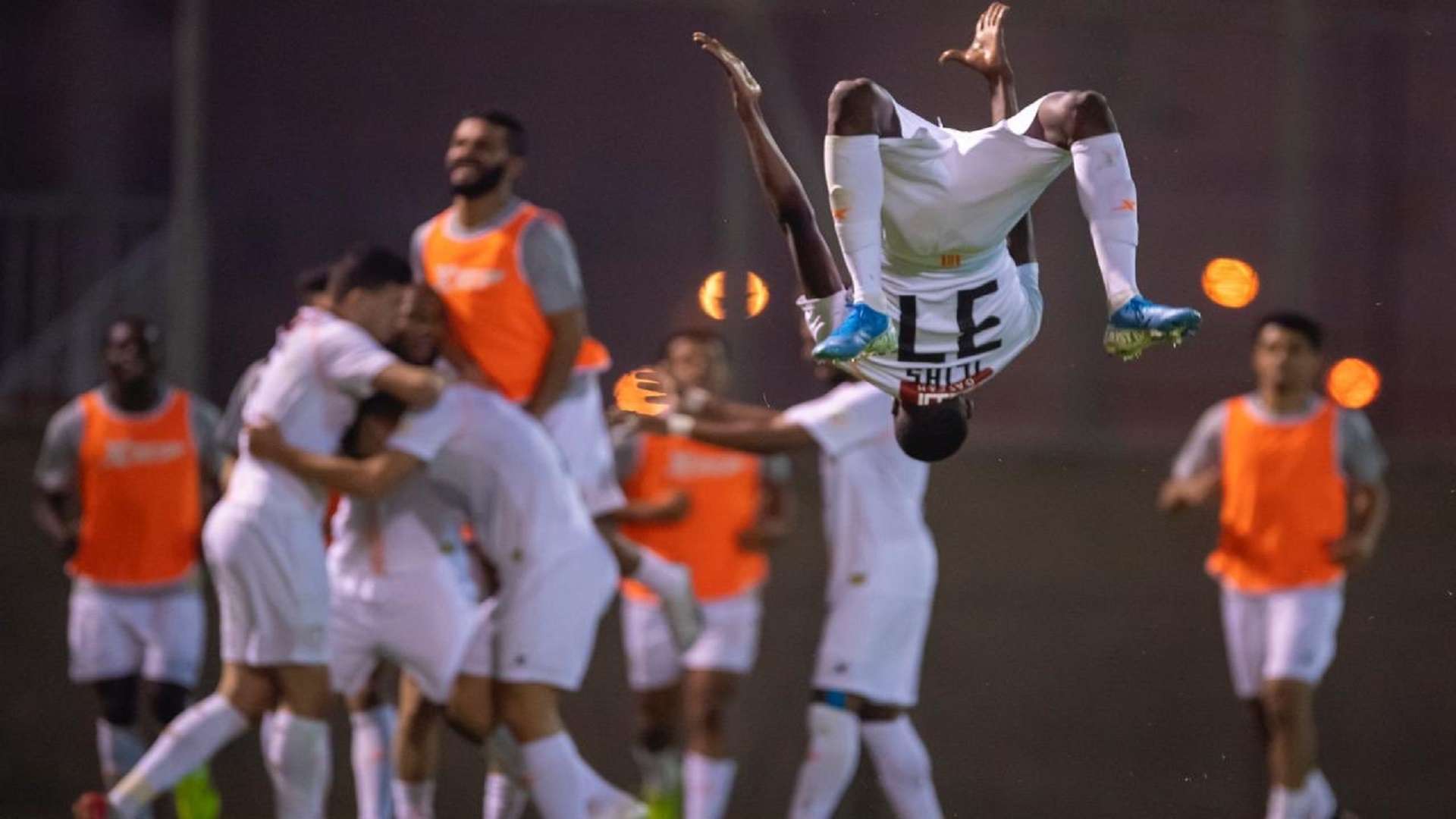 الشباب - الوحدة