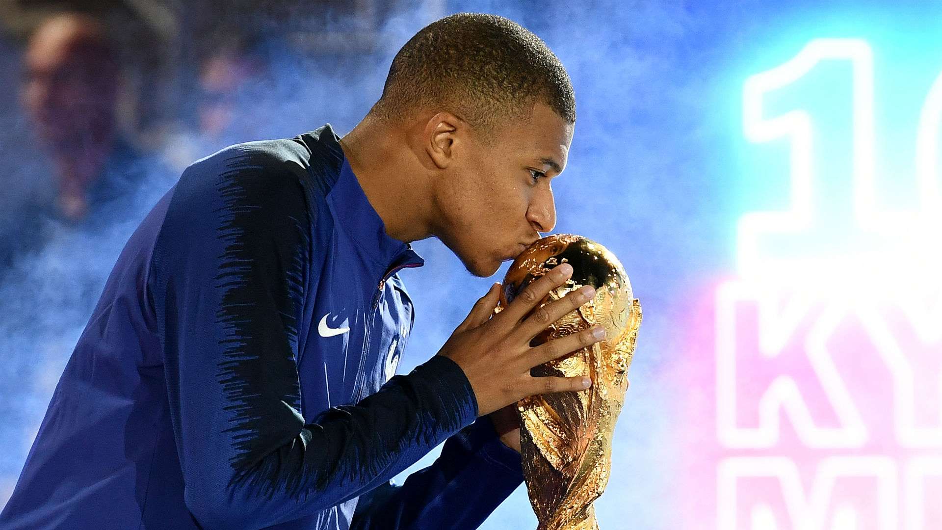 Kylian Mbappe France World Cup trophy