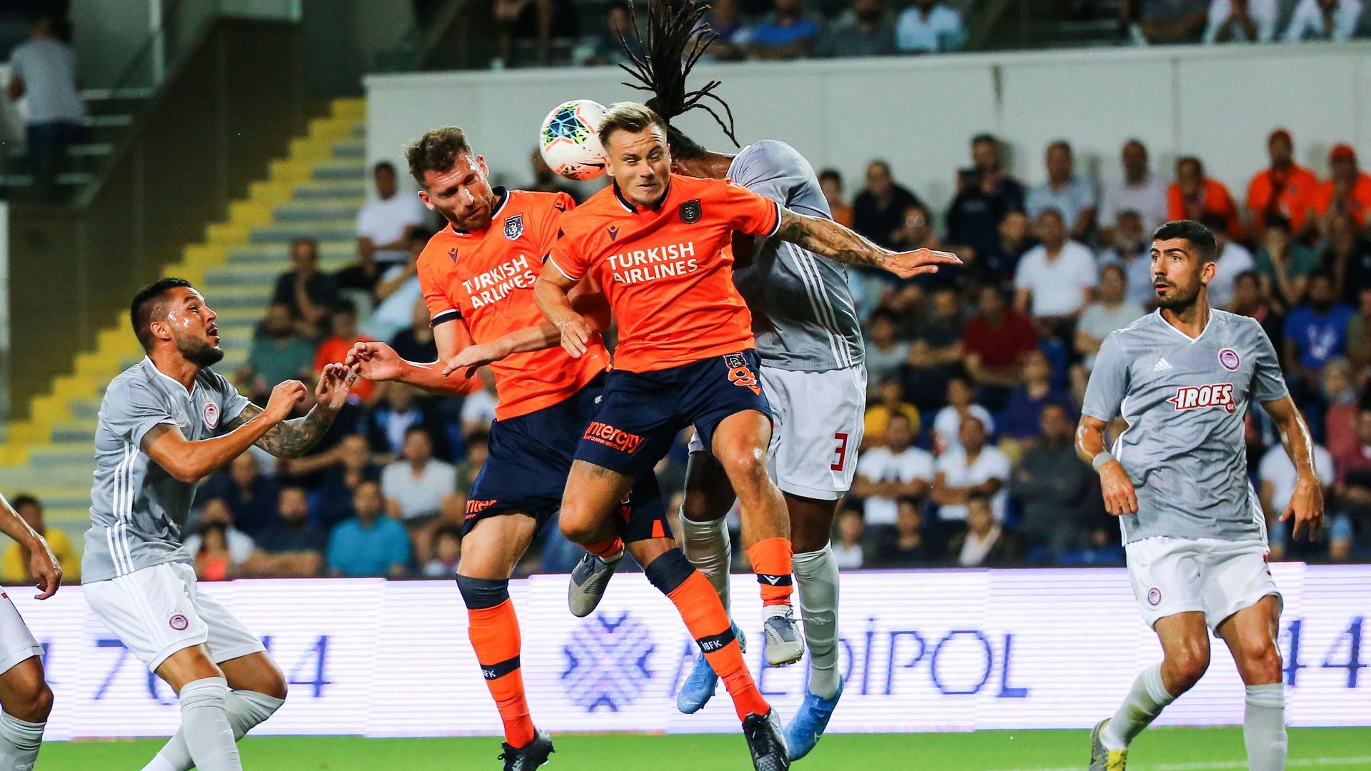 Basaksehir Olympiakos