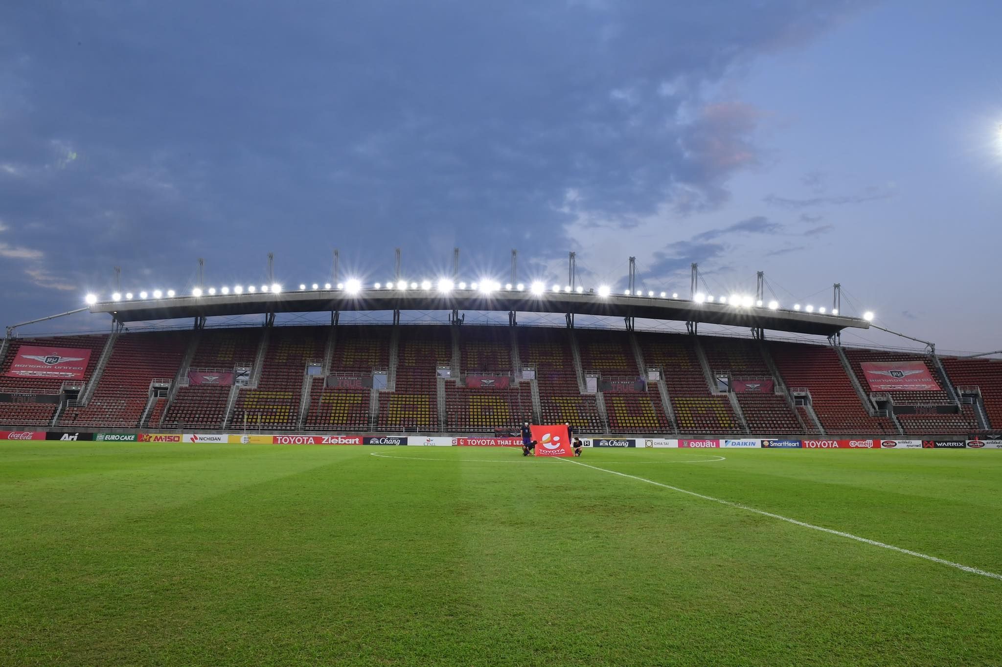 สนามกีฬามหาวิทยาลัยธรรมศาสตร์ รังสิต