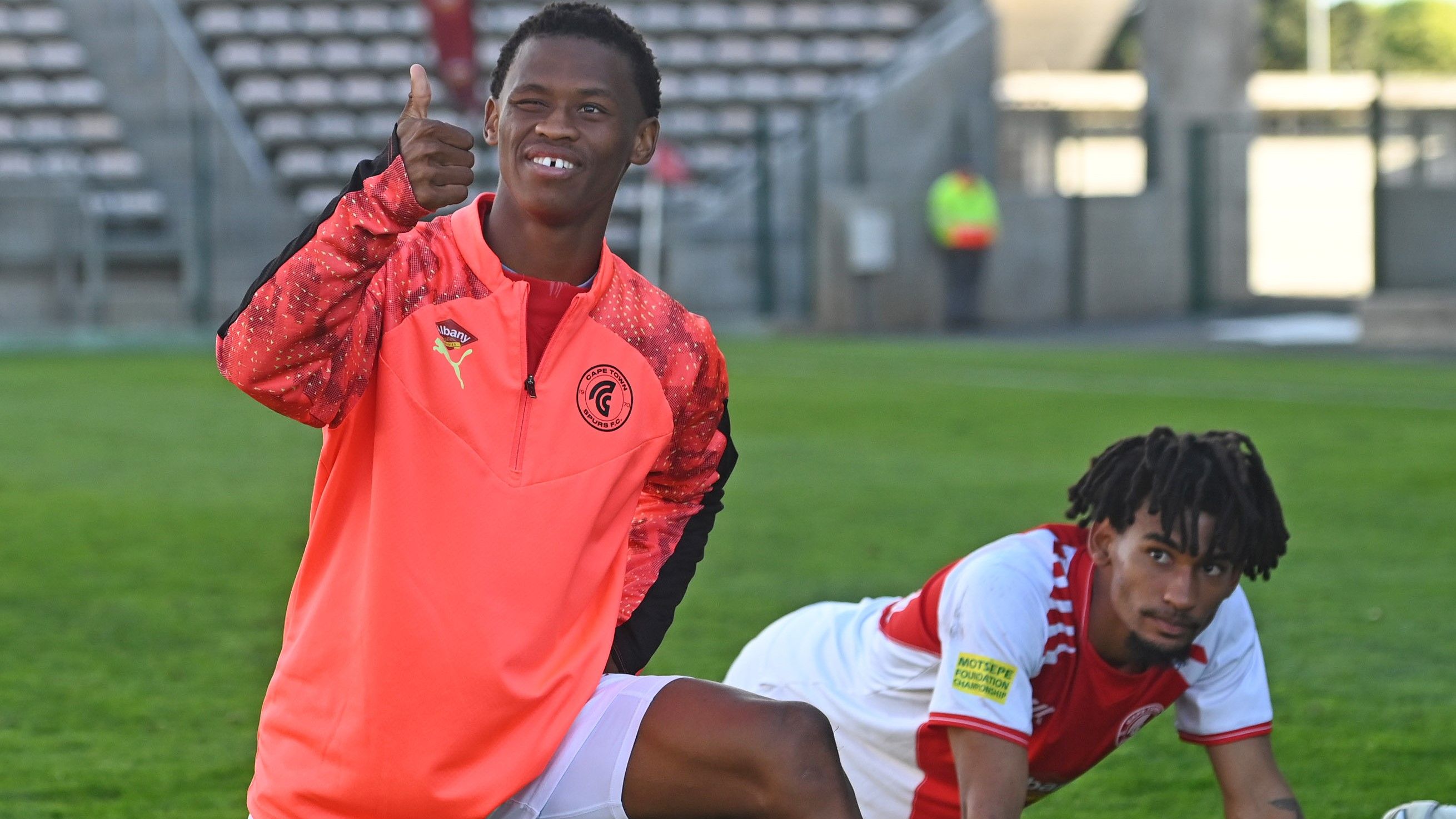 Asanele Velebayi, Cape Town Spurs