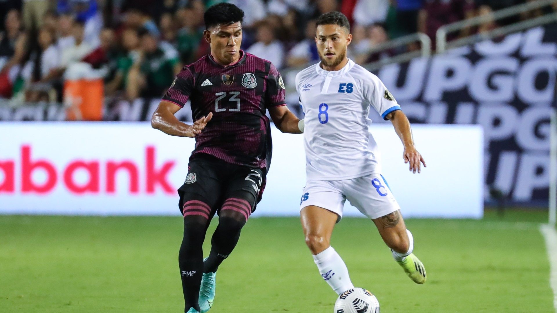 México El Salvador Jesús Gallardo