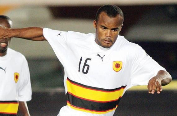 Angolan Flavio Amado shirt Saudi shbab club