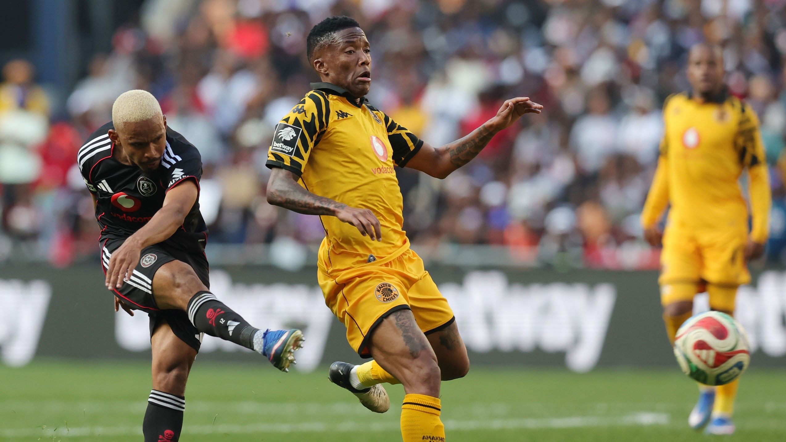 Oswin Appollis, Orlando Pirates, Pule Mmodi, Kaizer Chiefs, April 2026