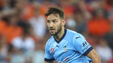 Milos Ninkovic Brisbane Roar v Sydney FC A-League 03022017