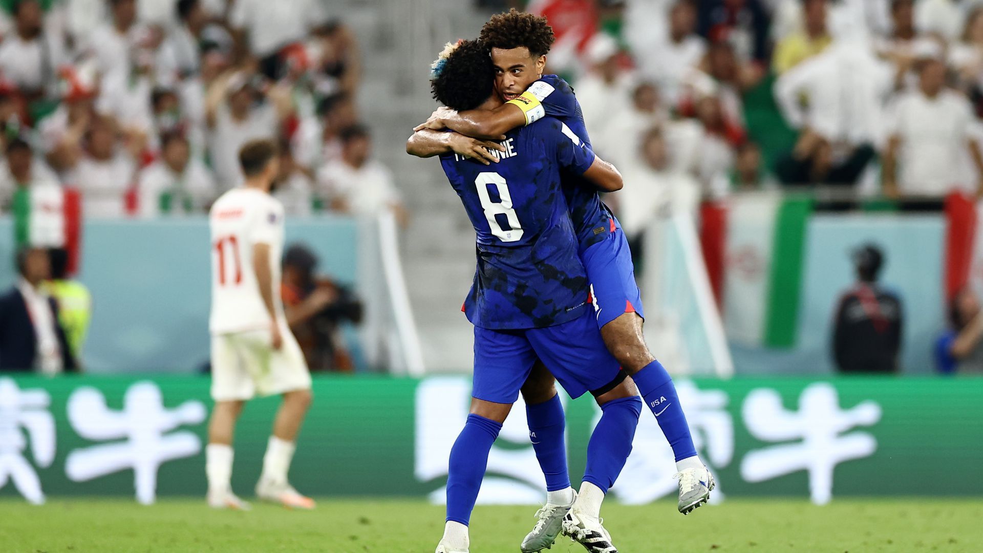 Weston McKennie Tyler Adams Iran United States World Cup 2022