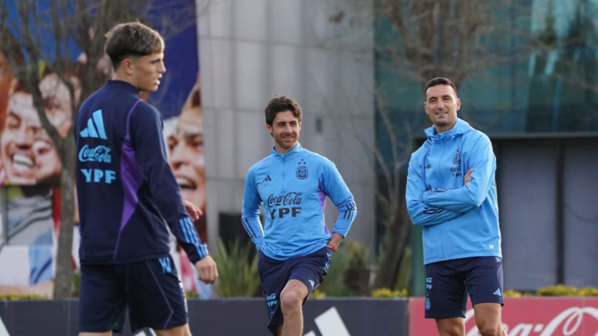 Lionel Scaloni Pablo Aimar Alejandro Garnacho Argentina Entrenamiento 2023