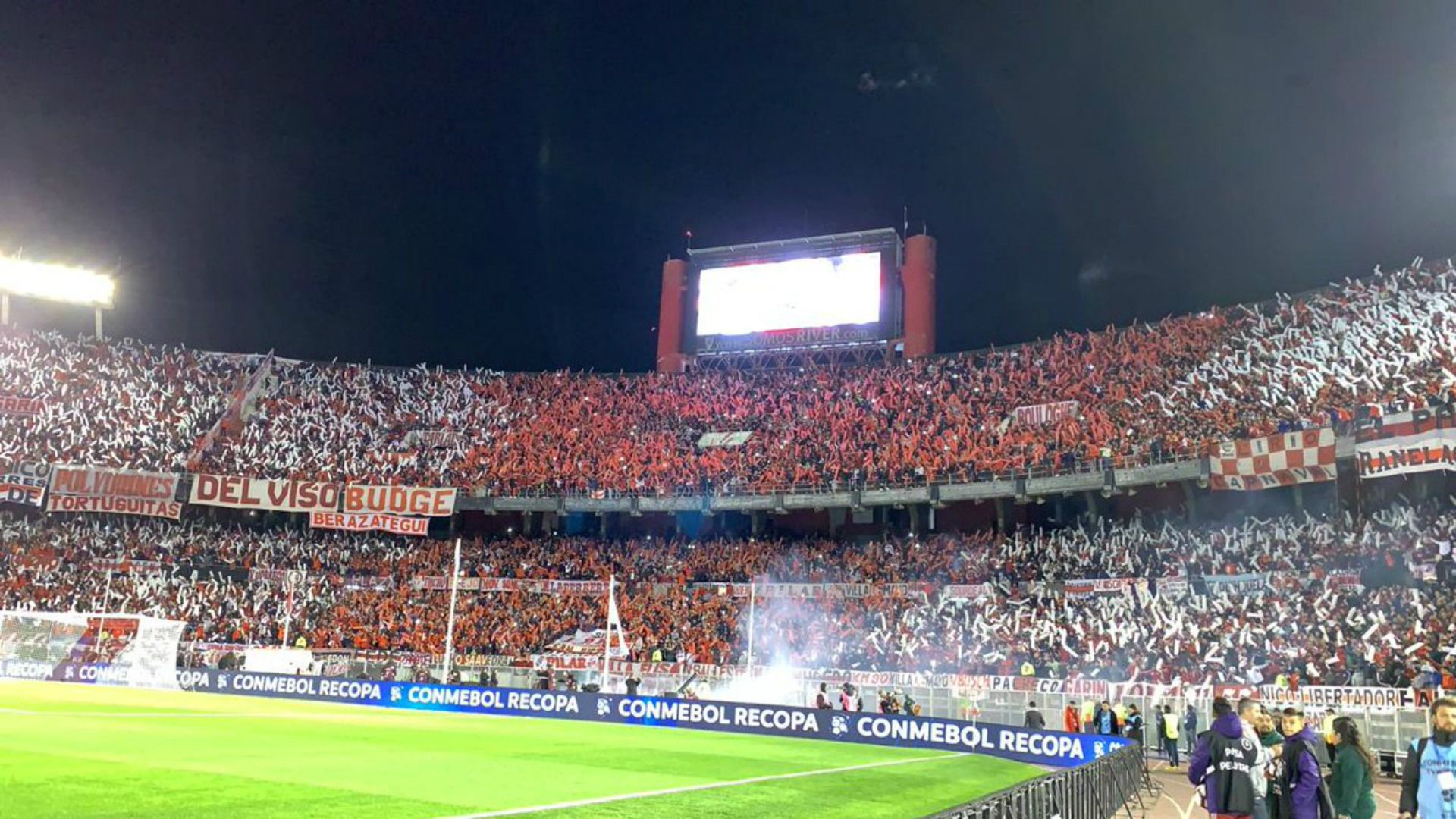 Hinchas River Athletico Paranaense Recopa Sudamericana 2019