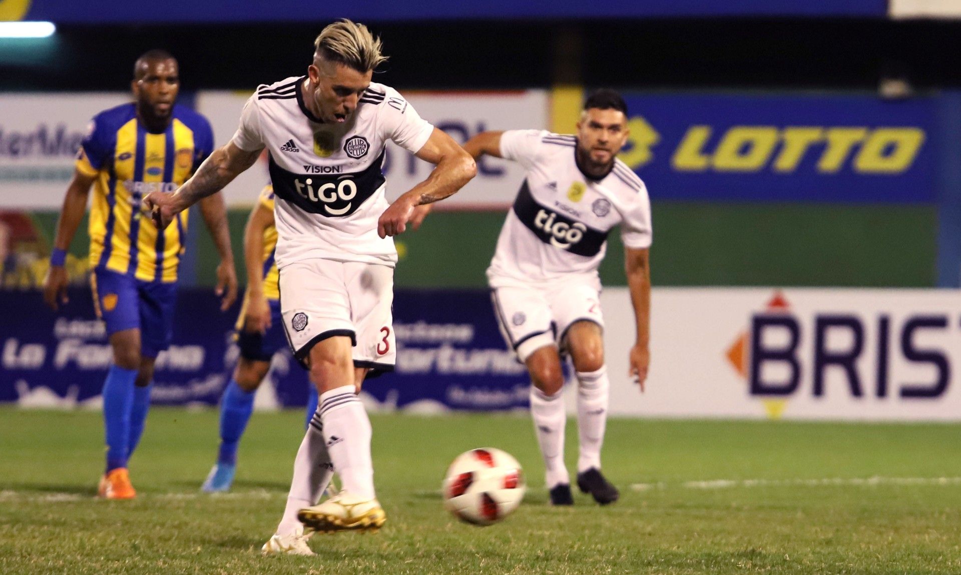 Ale Silva (Paraguay) 02-08-20