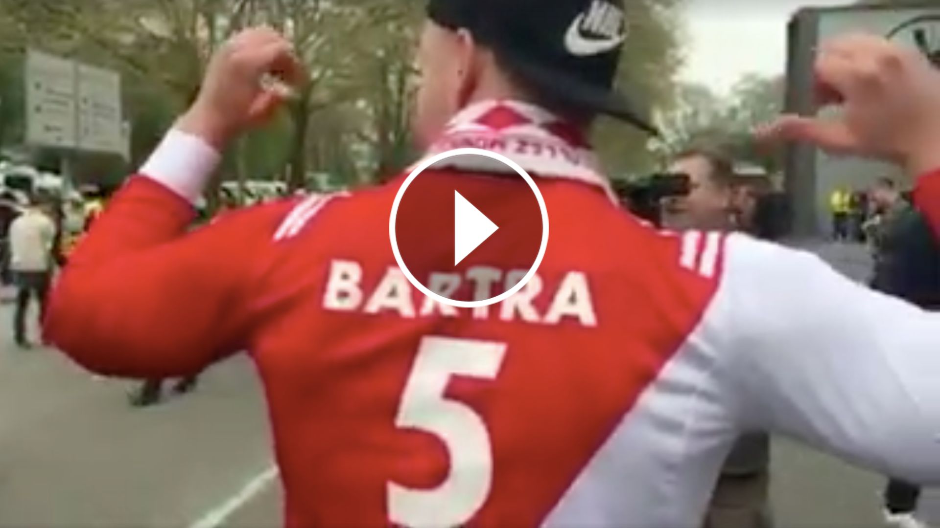 Fan del Monaco apoya a Bartra