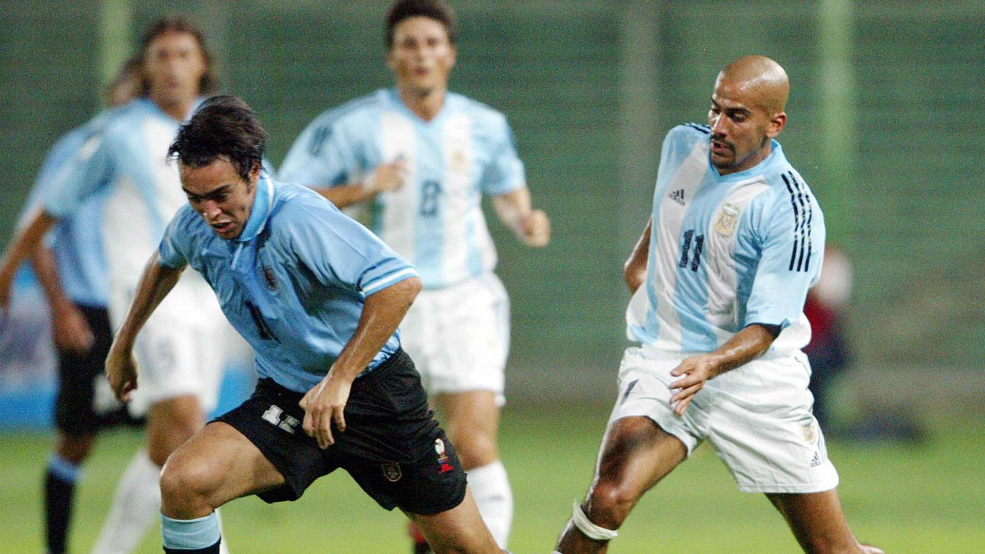 Alvaro Recoba Juan Sebastian Veron Argentina Uruguay Friendly 2003