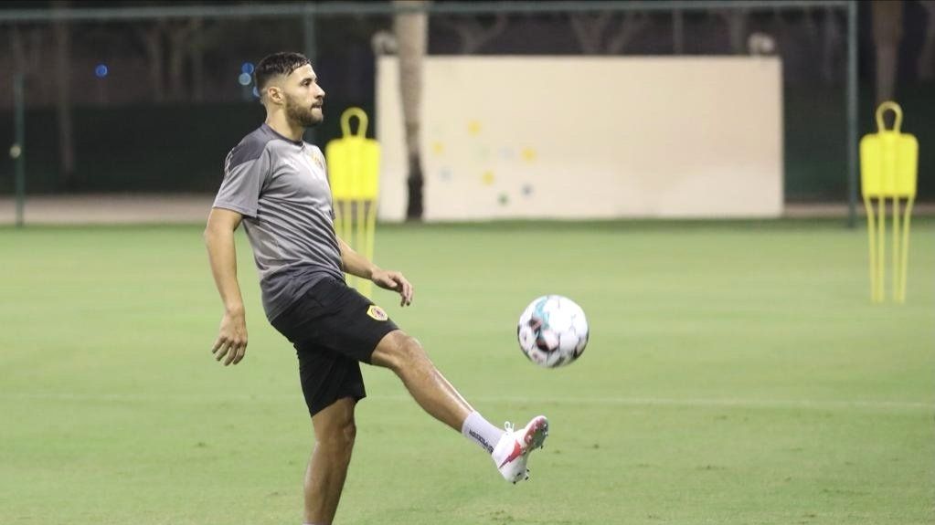 Youcef Belaïli - qatar 8-11-2020