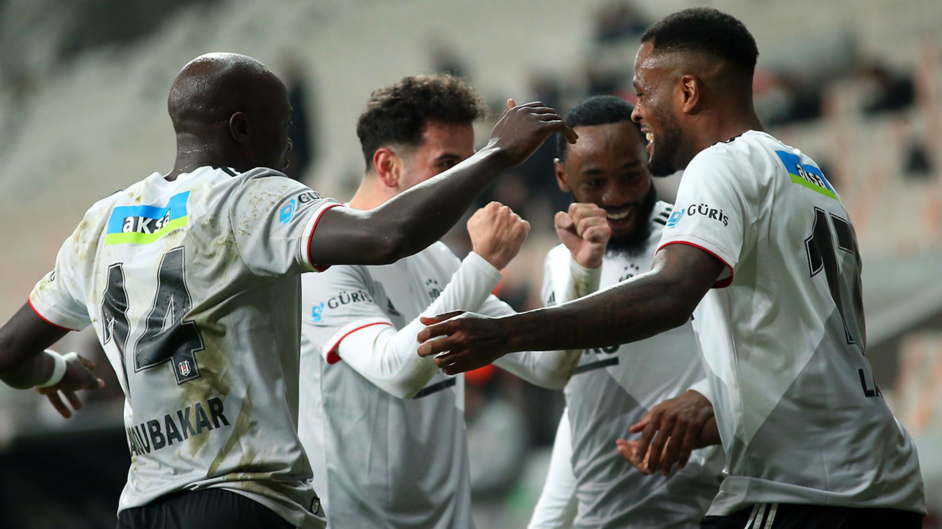 Besiktas celebration Rizespor