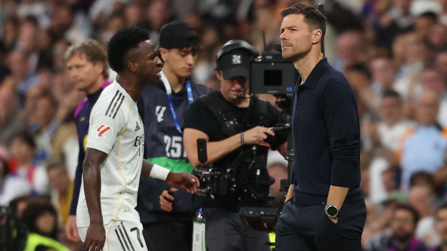 Vinicius Xabi Alonso