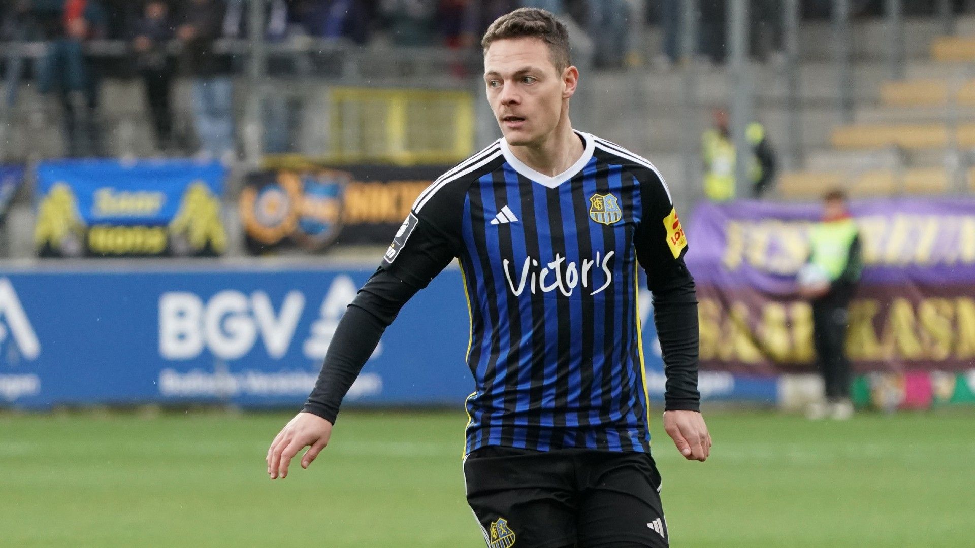  Patrick Sontheimer of 1.FC Saarbruecken