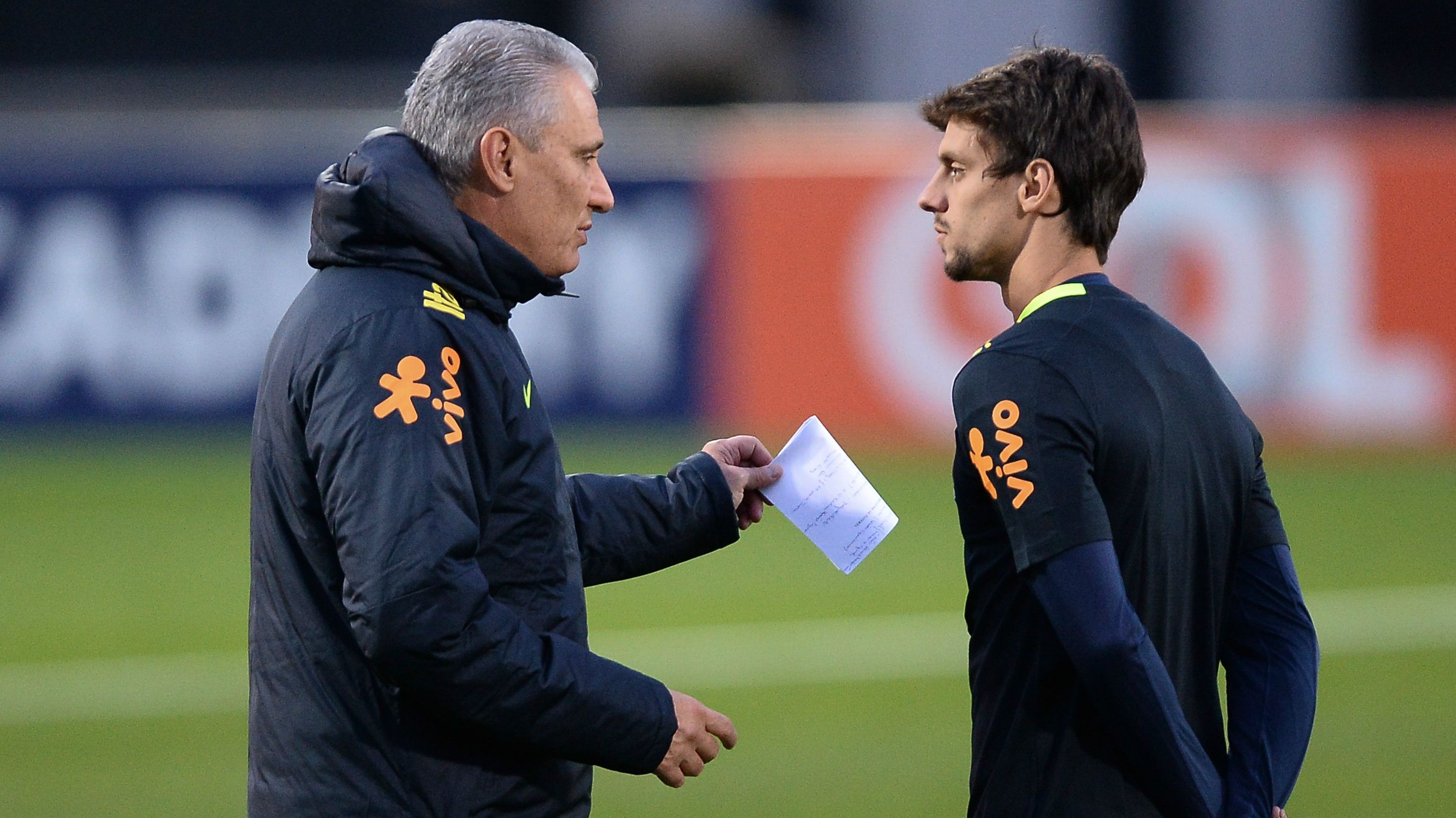 Tite e Rodrigo Caio - Brasil - 07/06/2017
