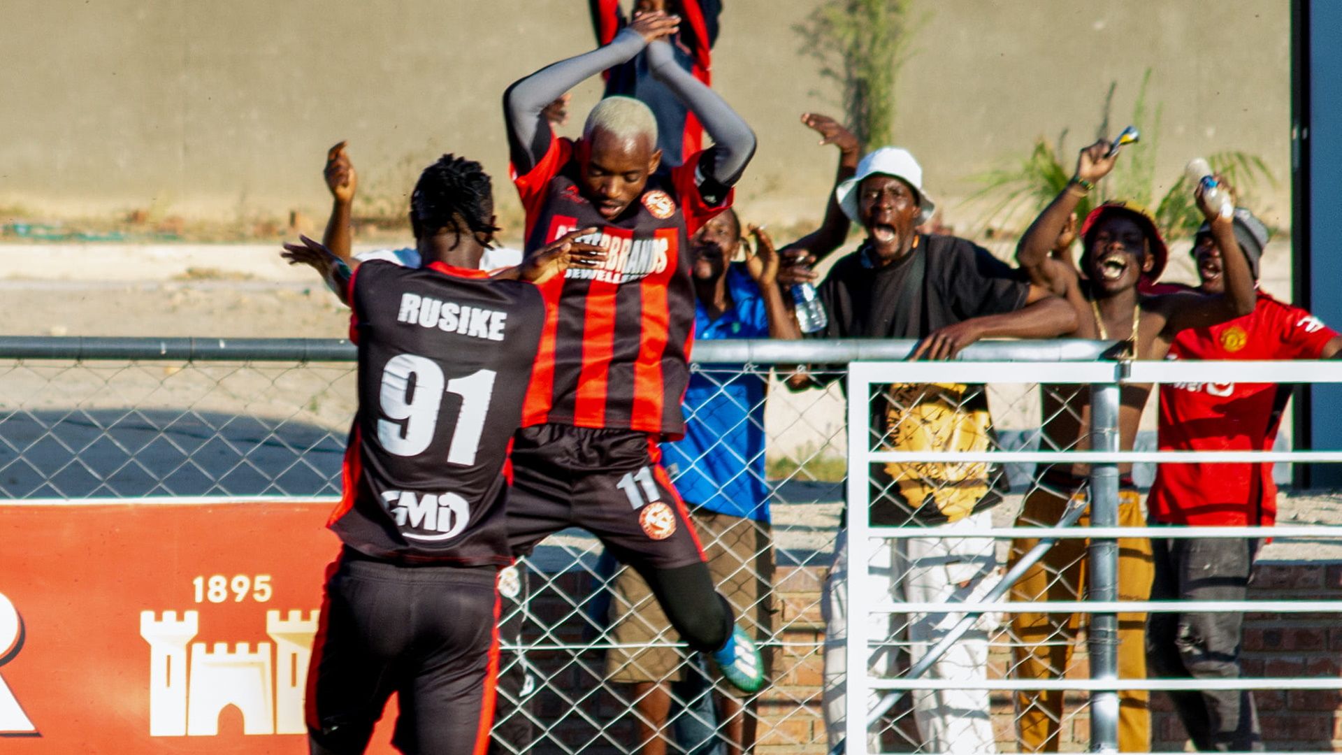 Khama Billiat & Evans Rusike, Yadah FC