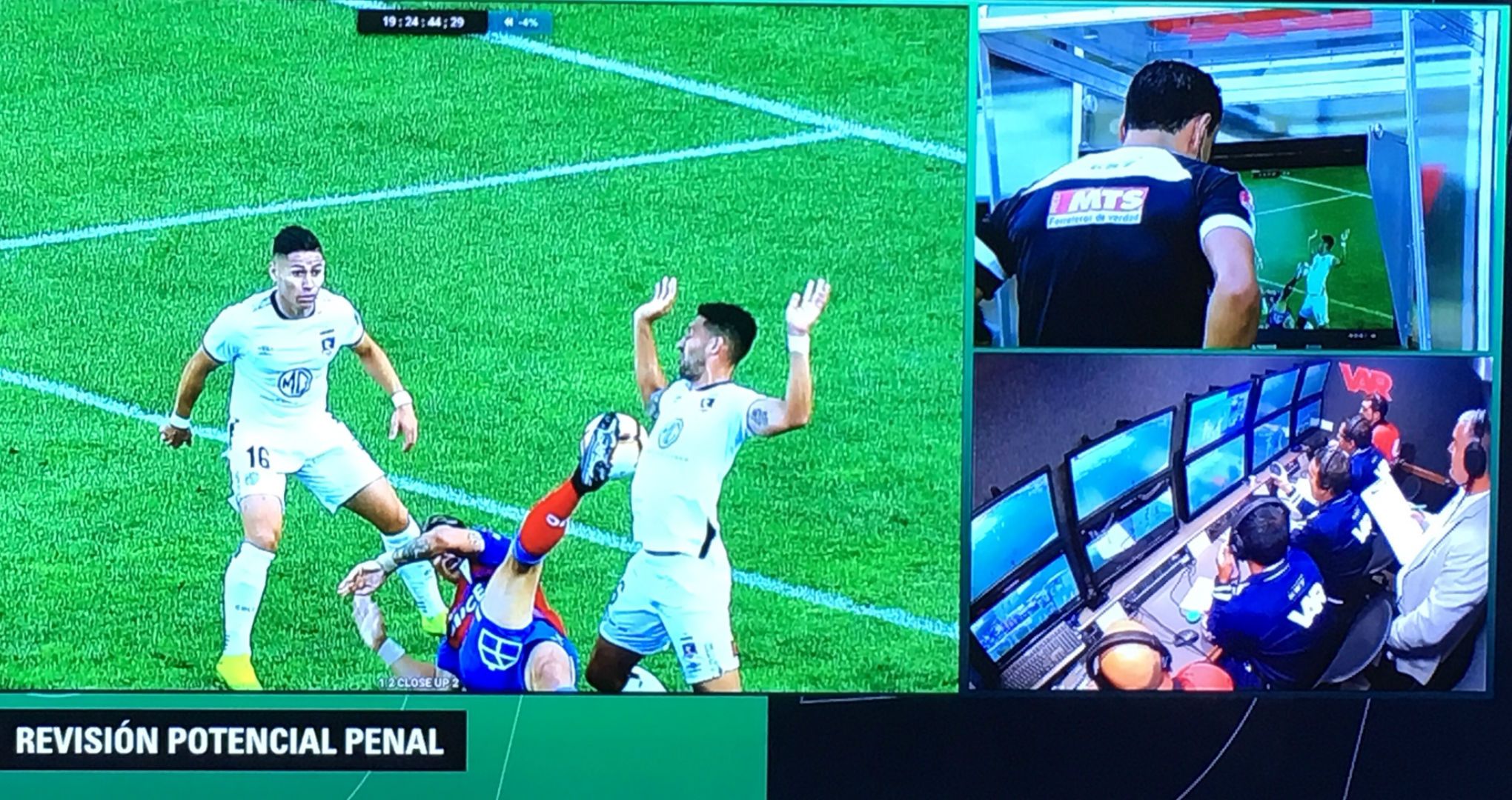 180120 Universidad Católica Colo Colo VAR