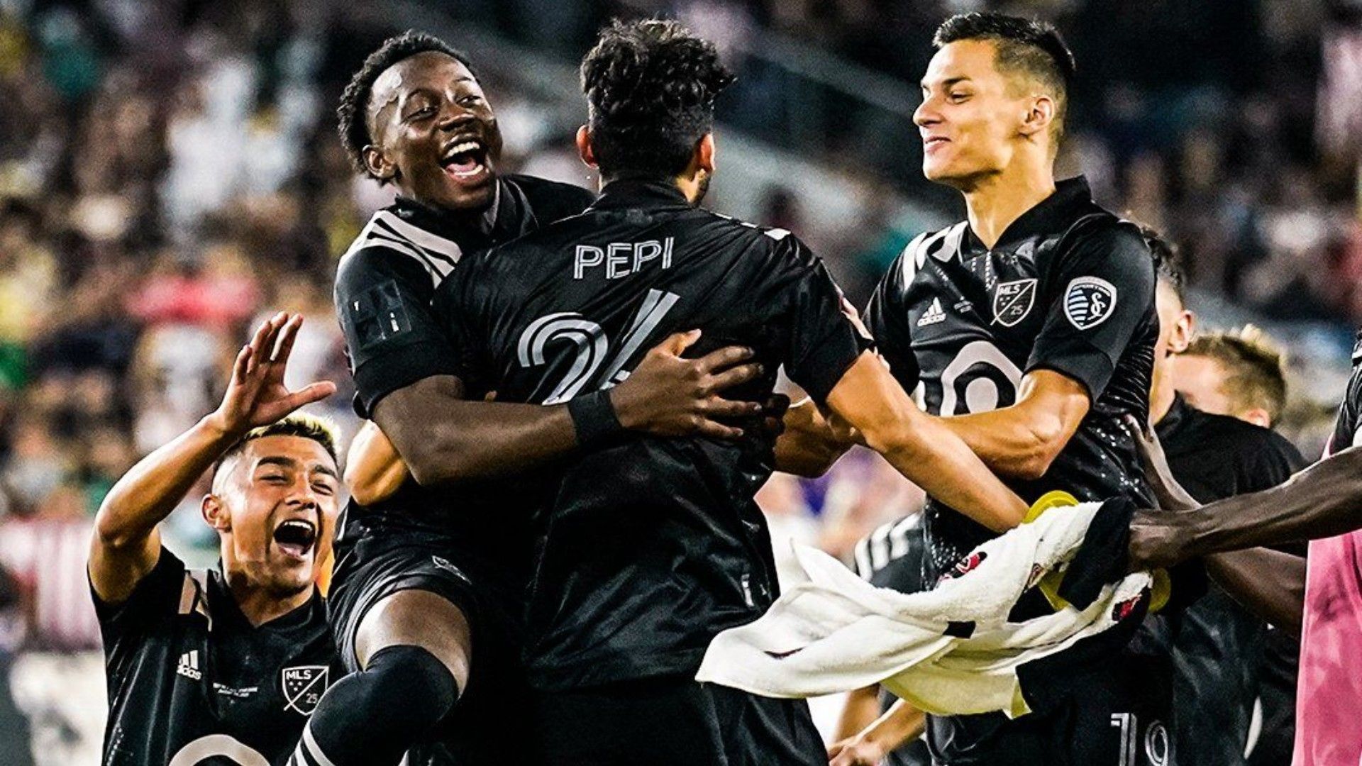 Ricardo Pepi Jesús Murillo MLS vs Liga MX