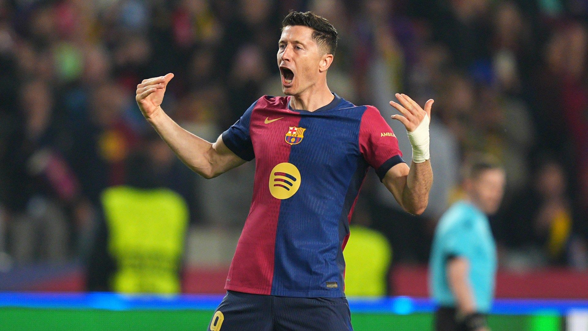 Robert Lewandowski Barcelona 2025